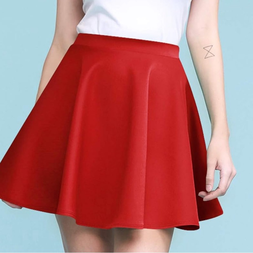 Red basic flared skirt - Picture 2 of 3